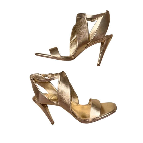 🌟Stunning VINCE CAMUTO Chryssy gold leather heels women’s size 10 - Picture 4 of 17